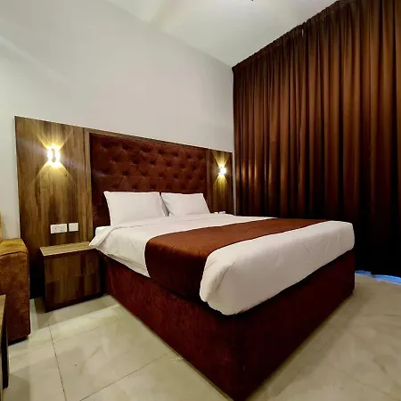 New Dream Plaza Hotel Apartment Dubai Exterior photo